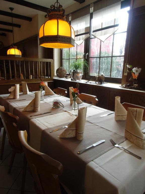Landgasthof Niebler Adelsdorf Ngoại thất bức ảnh