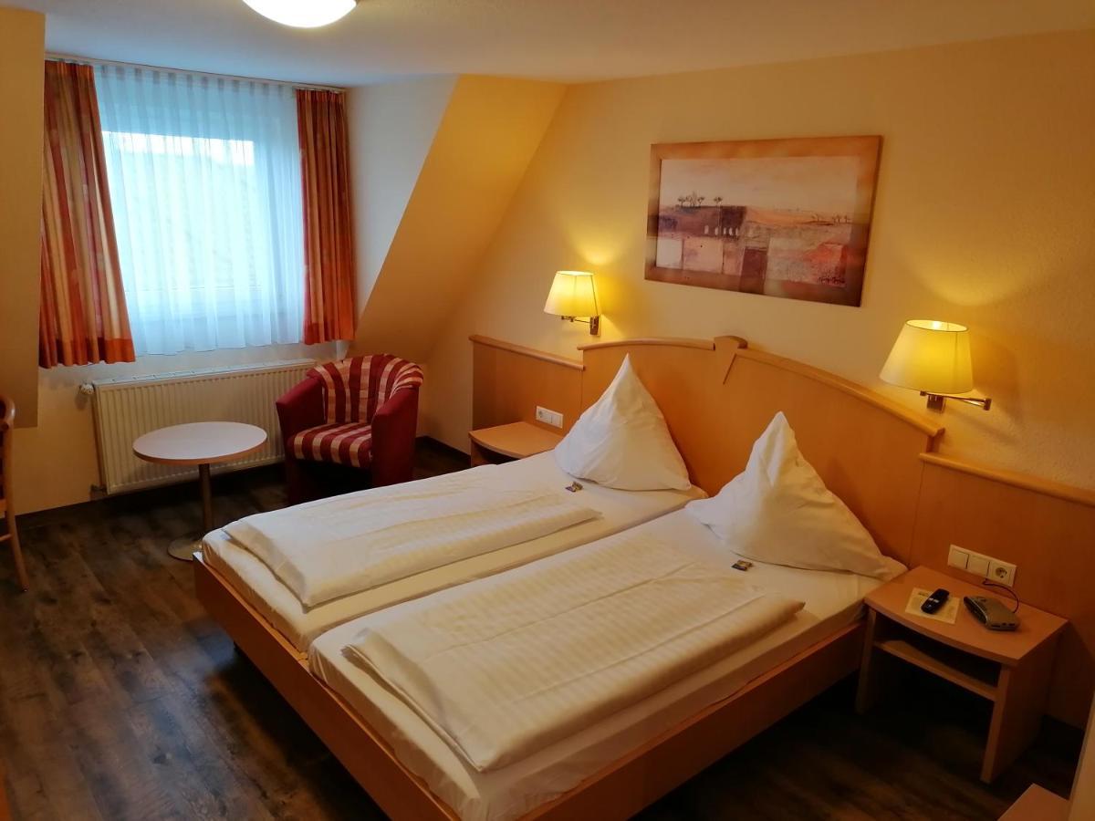 Landgasthof Niebler Adelsdorf Ngoại thất bức ảnh