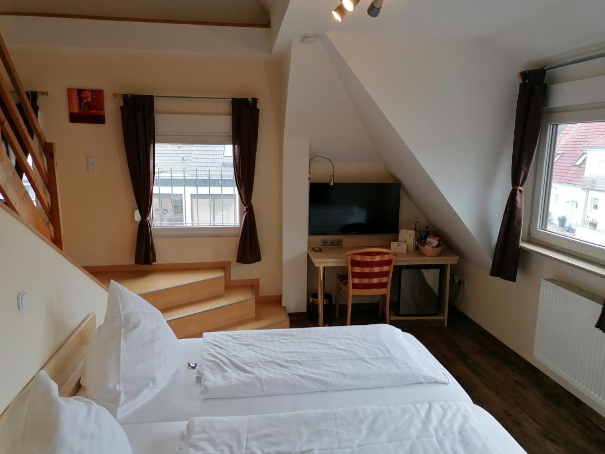 Landgasthof Niebler Adelsdorf Ngoại thất bức ảnh
