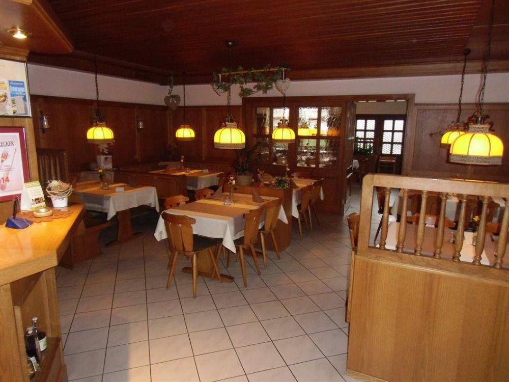 Landgasthof Niebler Adelsdorf Ngoại thất bức ảnh